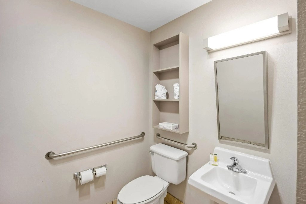Microtel Inn by Wyndham Greensboro