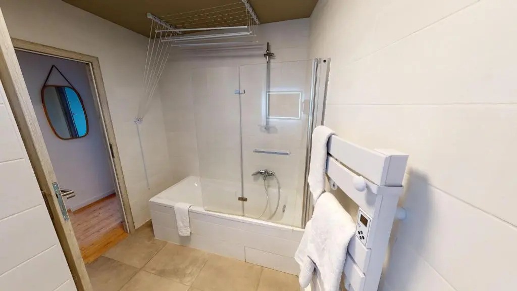 Le haut de Vallières appartement 3 pièces NETFLIX