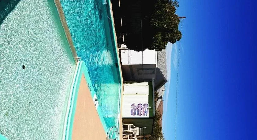 El Portal Motel