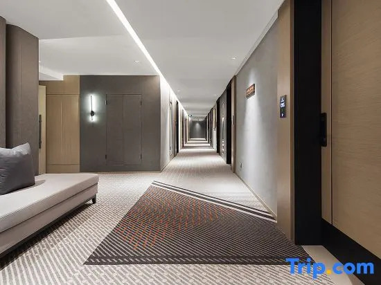 Yishang Oriental Hotel (Wanda Plaza Aoti Center Store)