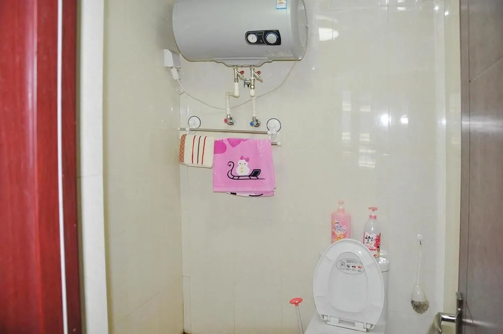 Yuxuan Theme Apartment