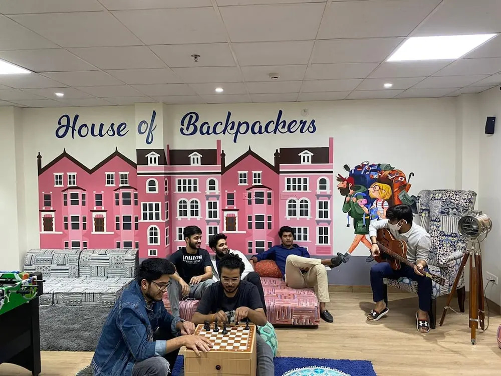 House of Backpackers