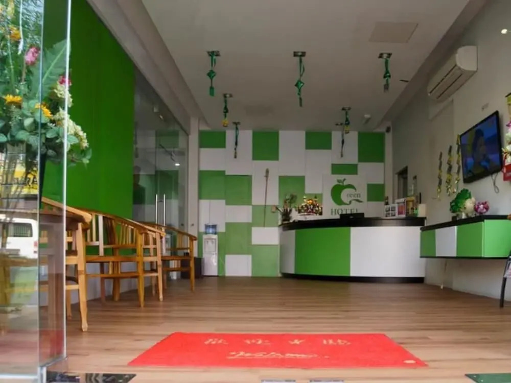 Green Hotel