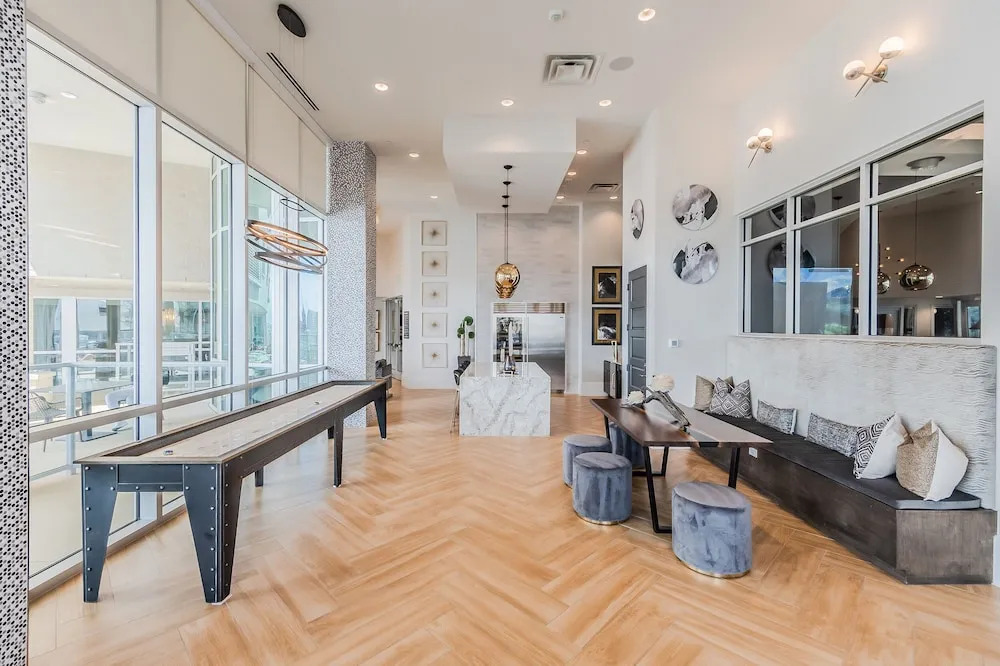 Corporate Apartments Deep Ellum