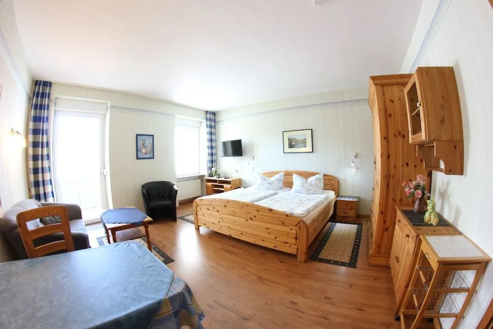 Ferienwohnungen und Appartements - Haus Budinger