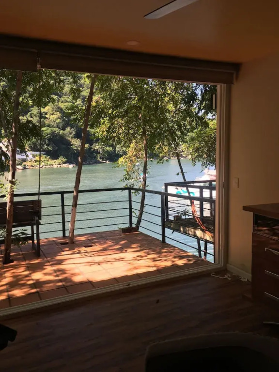 Casita Armonia 1, Ocean Front Cottage