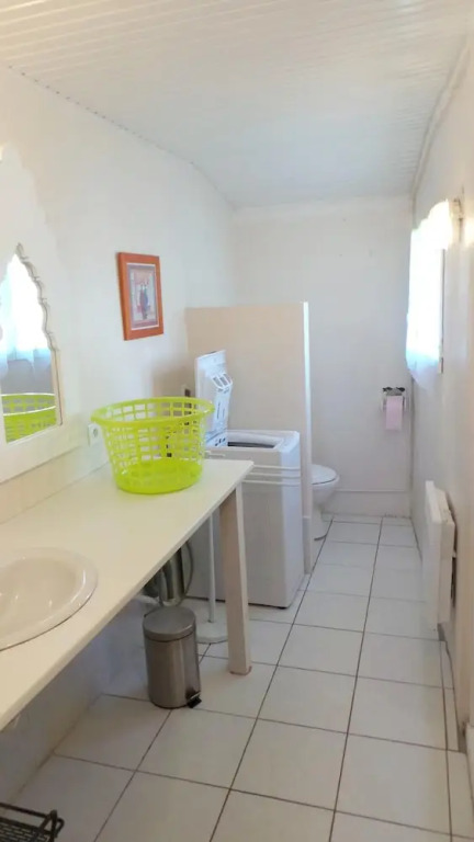 House with 2 Bedrooms in Soulac-Sur-Mer, with Enclosed Garden - 200 M From the Beach