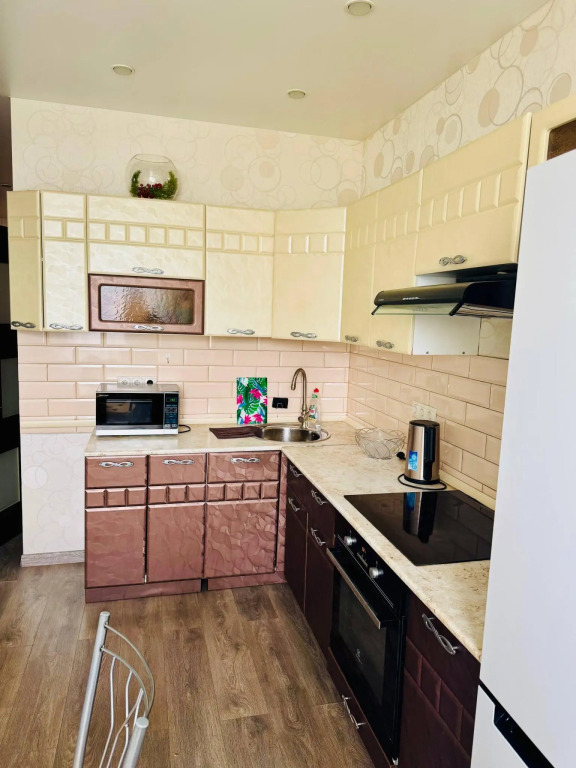 Dayker City на улице Александры Монаховой