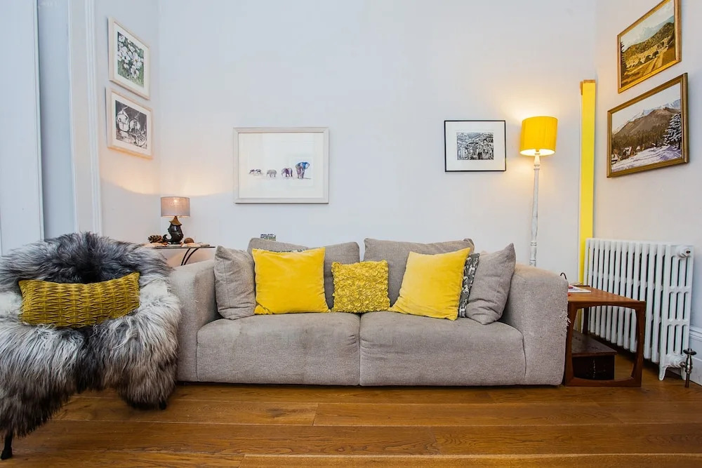 Stunning Stylish 3 Bed House in Fantastic Location