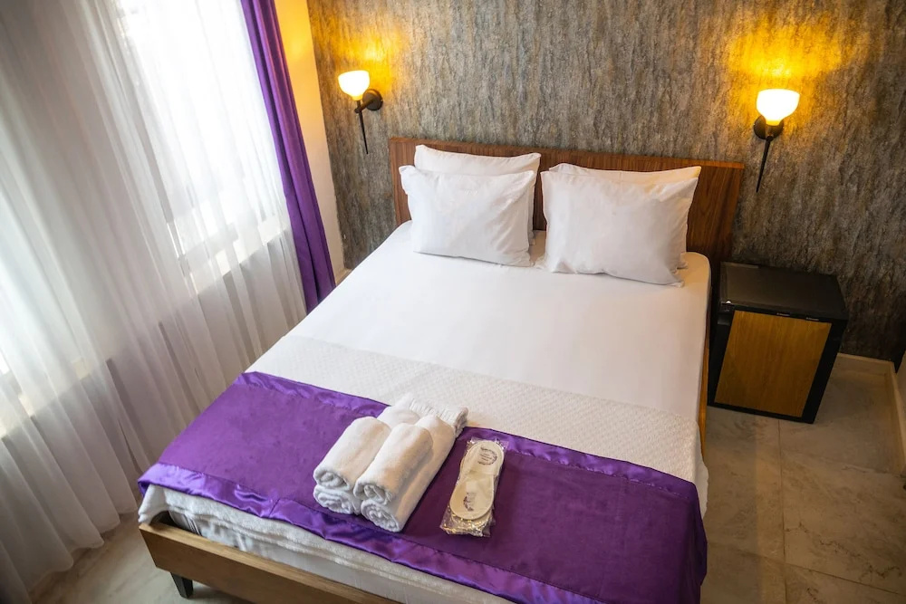 Ege Hotel