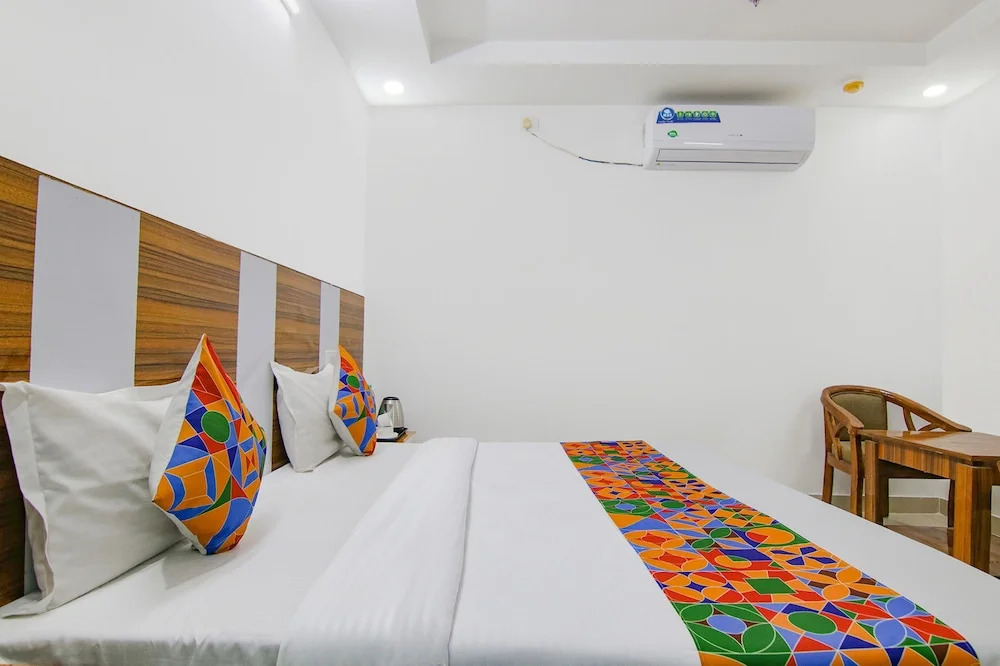 Fabhotel Gp Royal