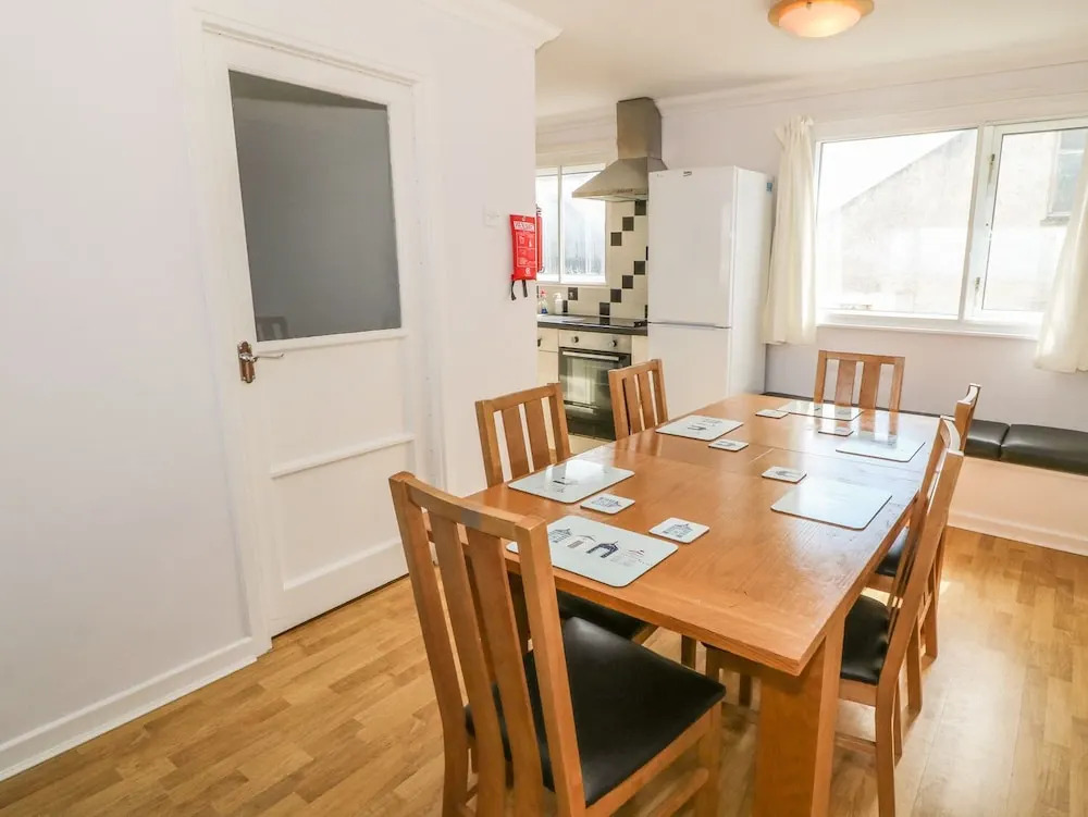 Flat 1 Bryn Colyn