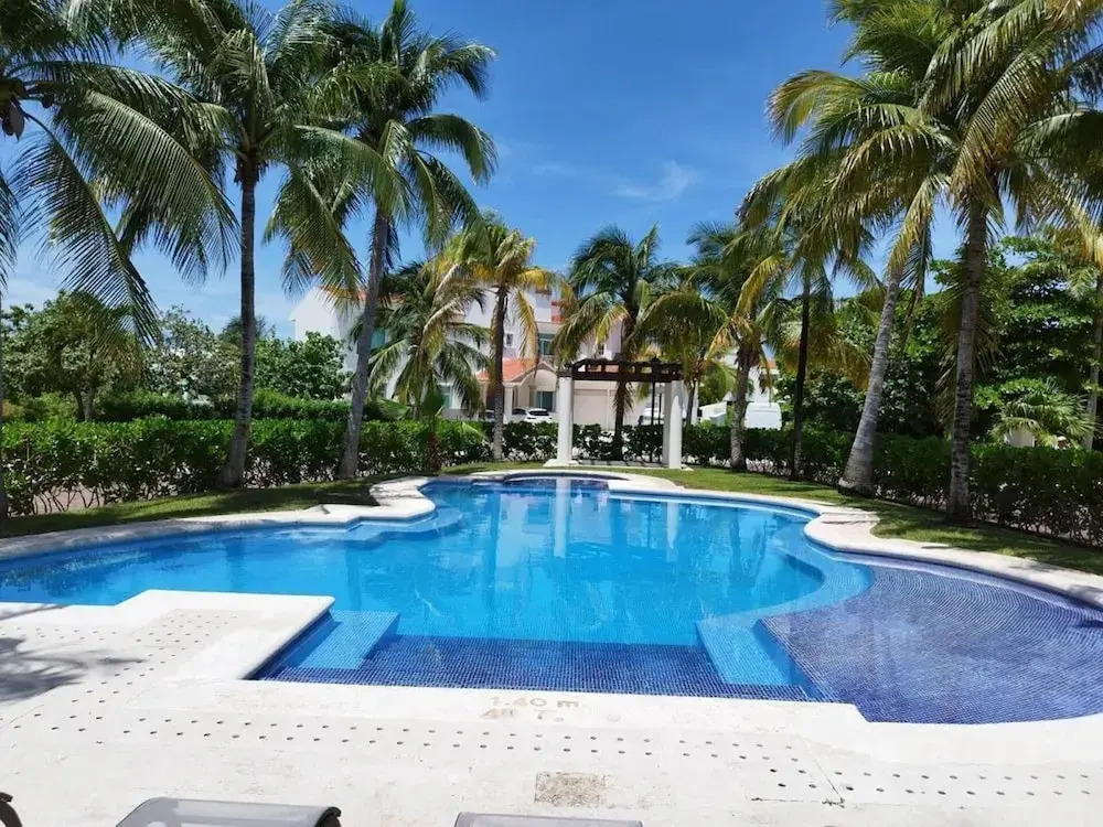 Hotel Zone Beach Villa