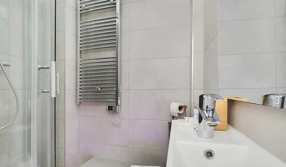 Magnificent Flat - 2br/6p - Champs Elysaes