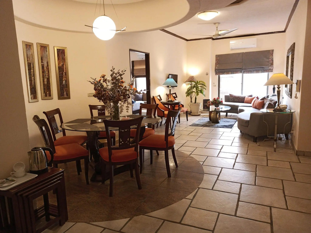 Maisonette Hotel & Resort - Lahore