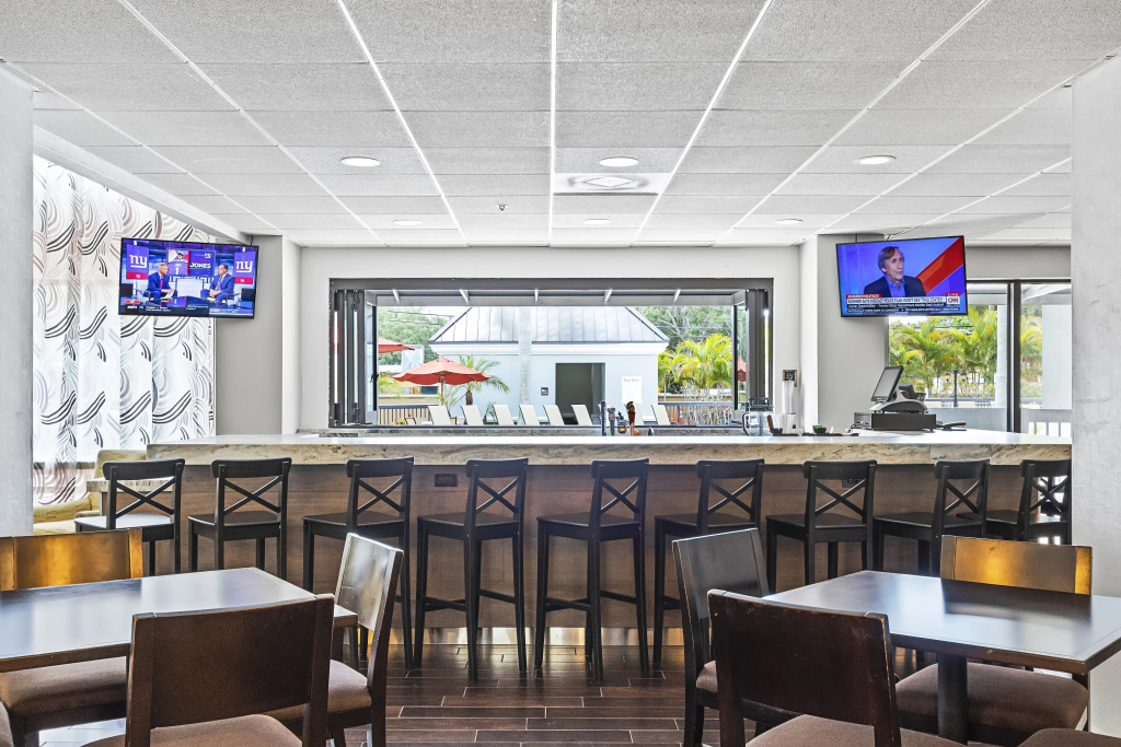 Holiday Inn - St. Petersburg West by IHG