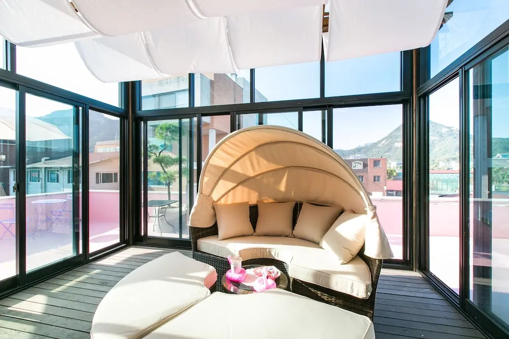 Atelier Guest House