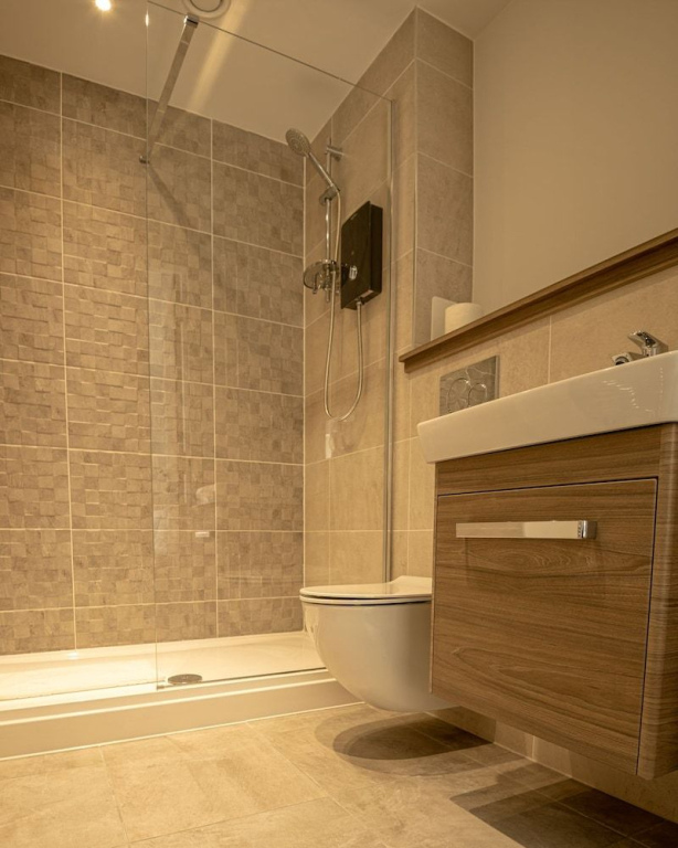 Roomy Comfortable Apartment
