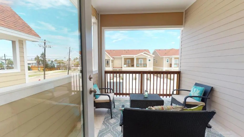 BC203 New Townhome, Heated Pool with Slide, Golf Cart Accessible