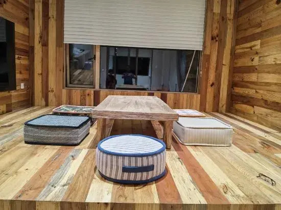 Country Life Lodge