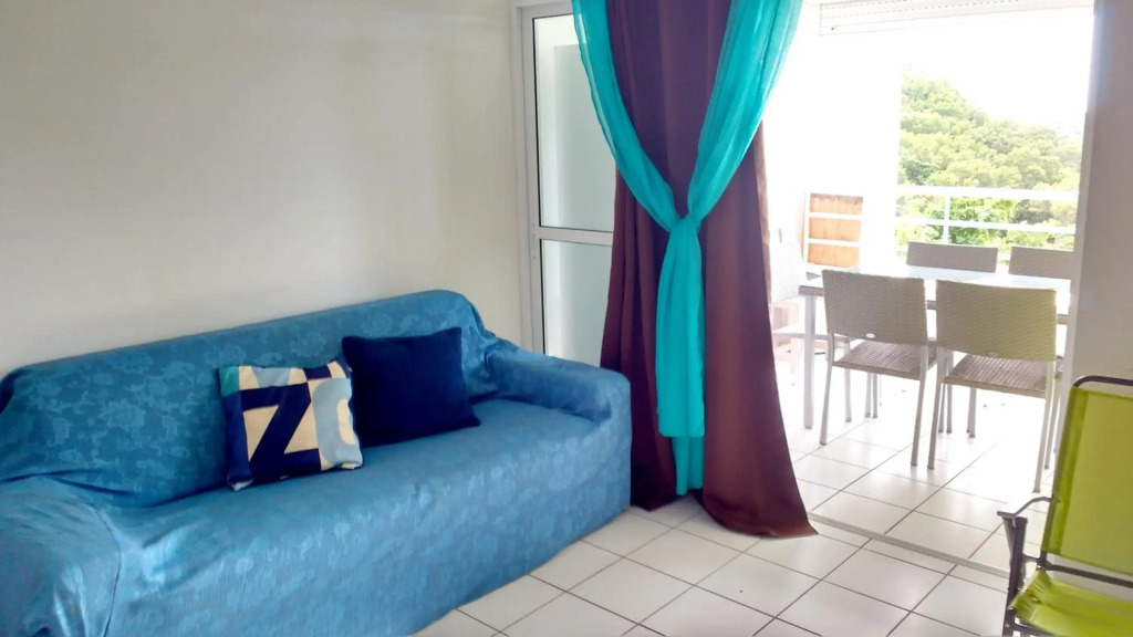 Appartement moderne à Sainte-Anne 43 m² avec vue mer