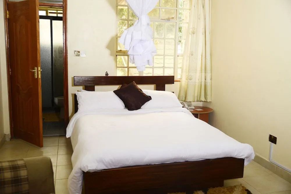 Karen Inn & Suites