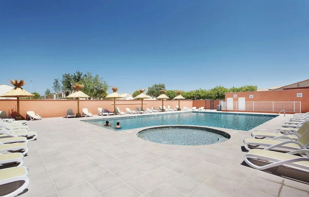 Maisonette in Aigues-mortes Near Camargue
