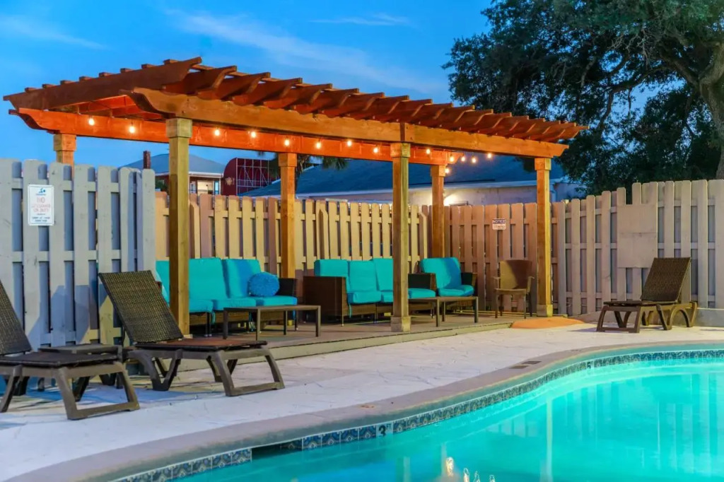 Howard Johnson Inn Tybee Island Savannah GA