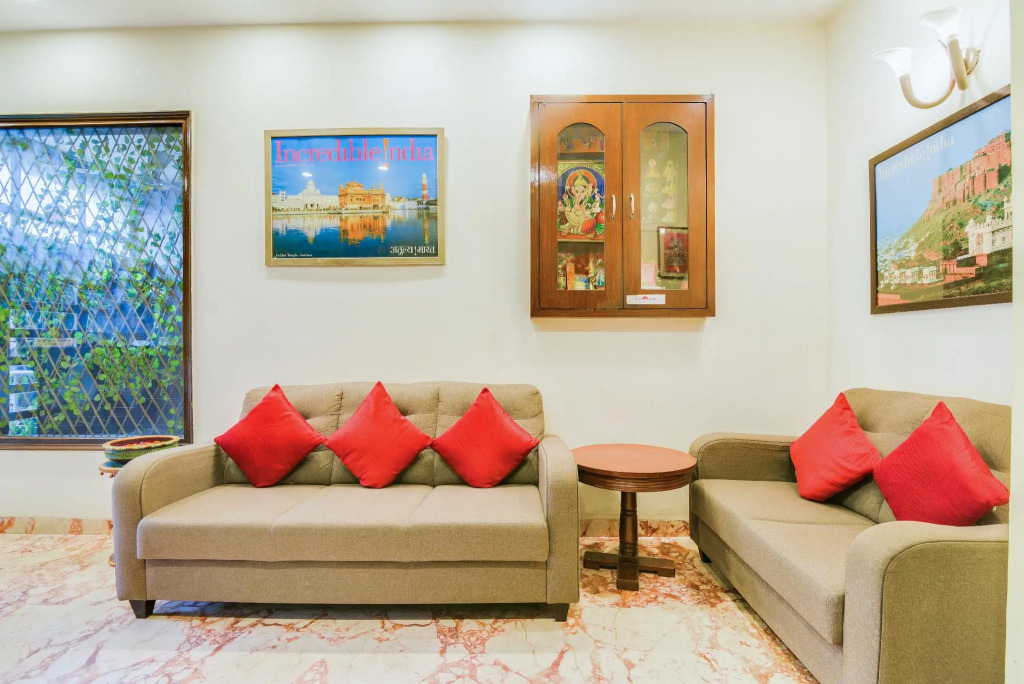 Cosy Grand, Chanakyapuri by The Cosy Hotels