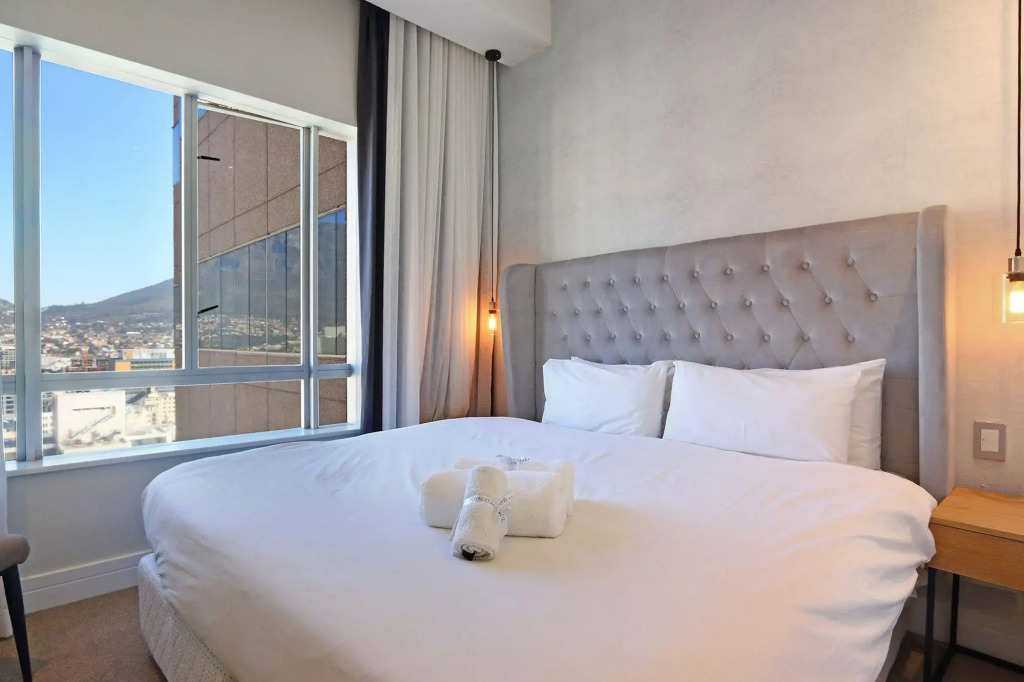 Triangle Luxury Suites by Totalstay