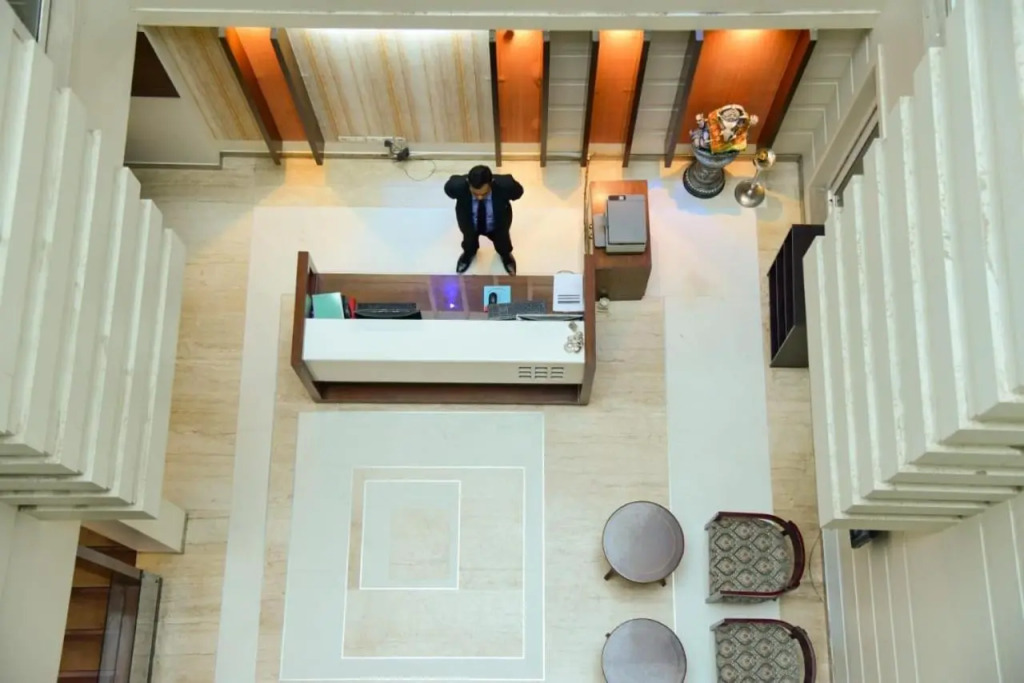 Azurra Hotels