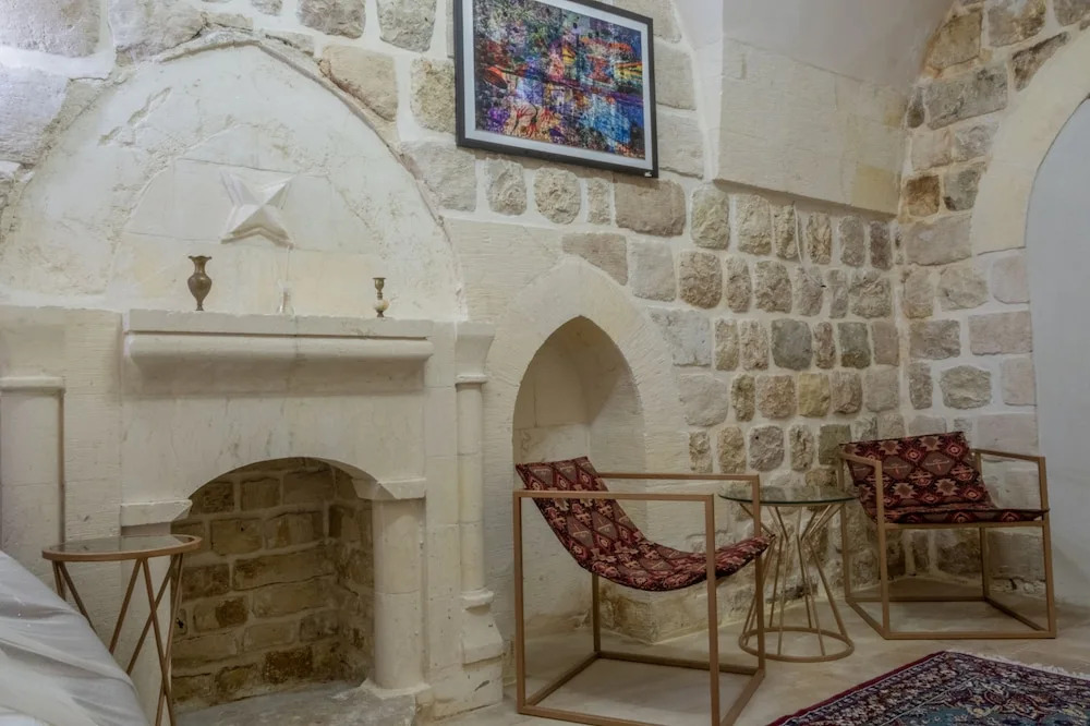 Ana Talia House