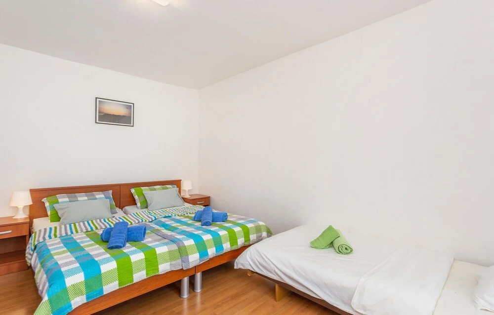 Stunning Home in Pinezici With Wifi and 3 Bedrooms