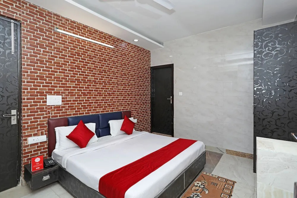 Royal King Residency By OYO Rooms