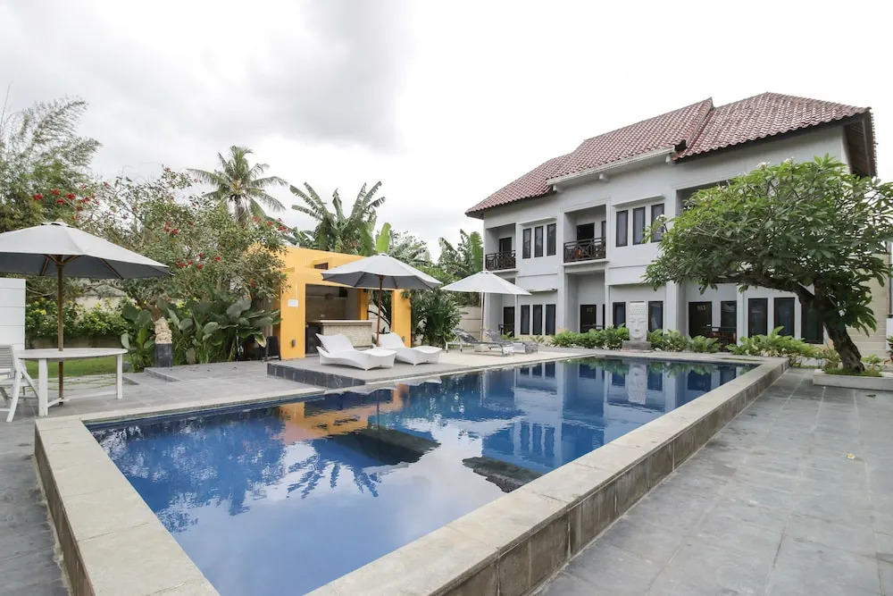 Airy Raya Pariwisata Kuta Lombok