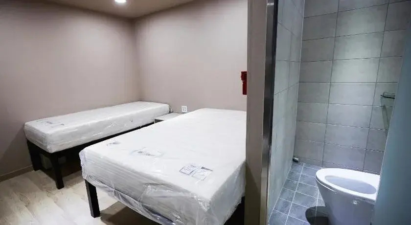 Seoul N Hostel