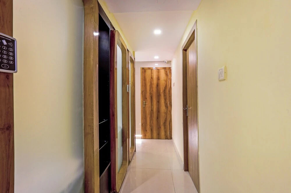 BKC Corporate Hostel Ac Dormitory