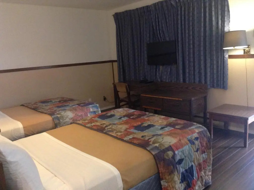 Falcon Nest Motel