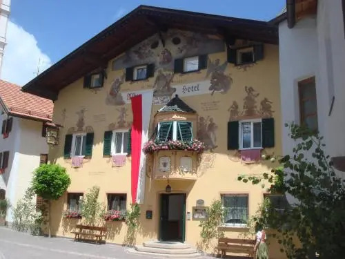 Hotel zum Wolf