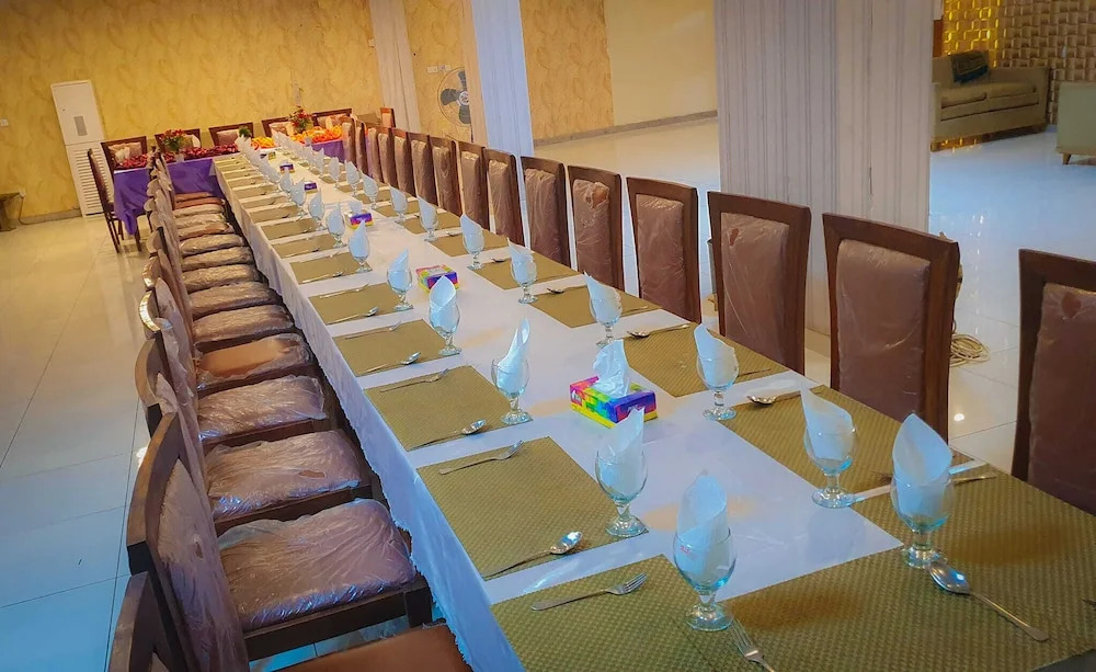 Tikkala Regency Hotel And Restaurant