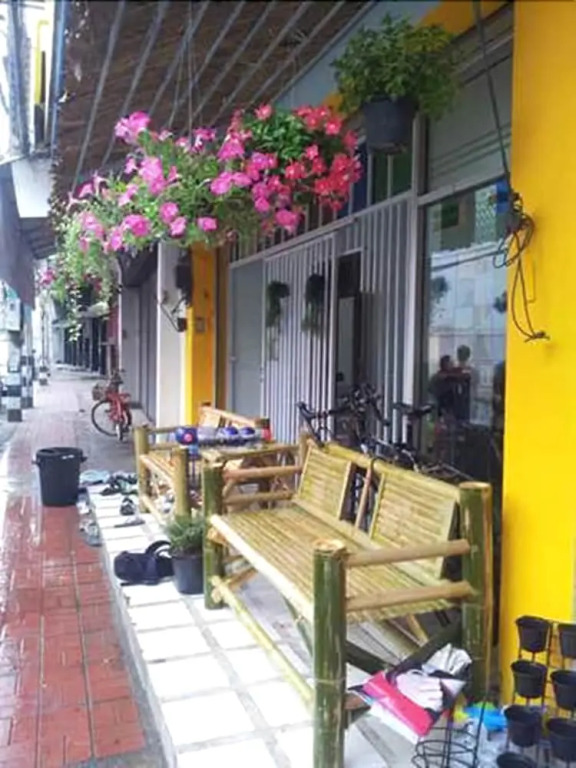 The Living Place 3 - Hostel