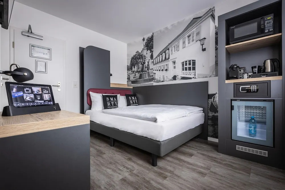 SMARTY Hotel Euler Homburg, Saar - KONTAKTLOSER SELF CHECK-IN