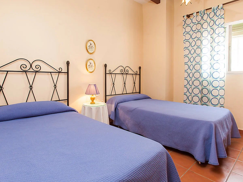 Villa Laura 33244