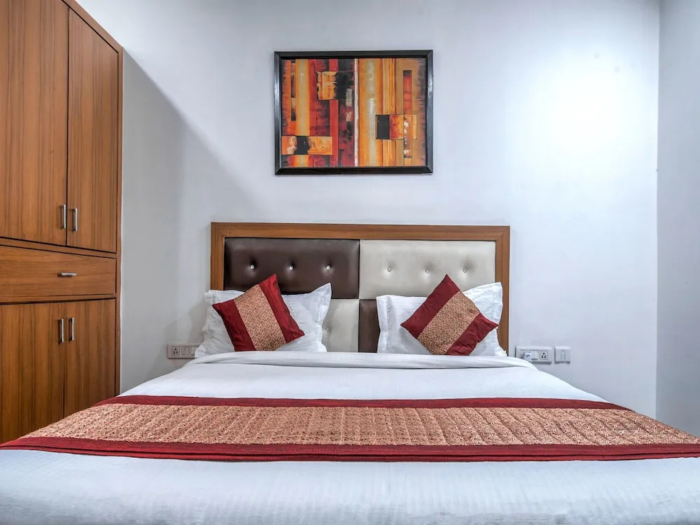 Glorify Stay by OYO Rooms