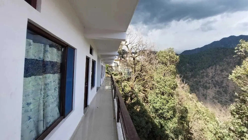 Sarvaheet Yoga And Retreats