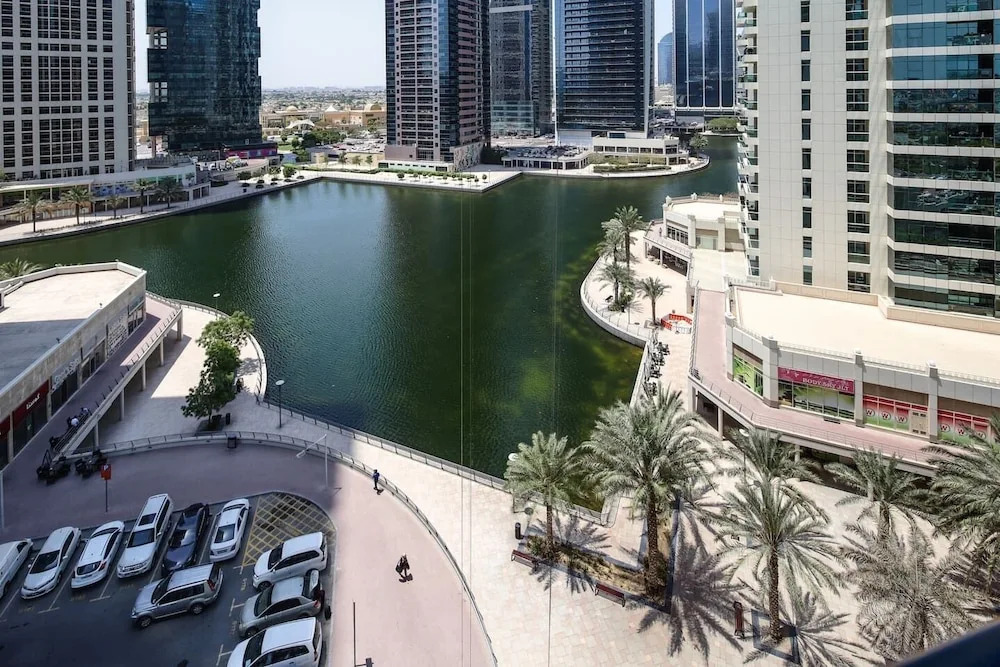 Superb Studio w/ Lake Views in JLT - Near the Metro!