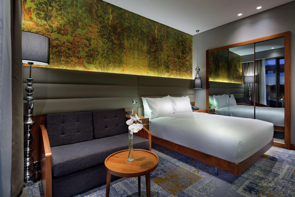 DoubleTree by Hilton Istanbul - Piyalepasa
