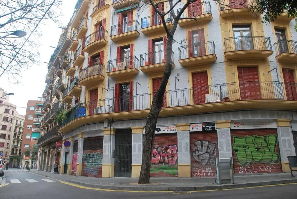Elegantniy Poble Sec