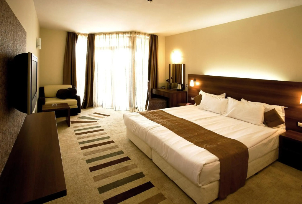 Laguna Beach Resort & Spa