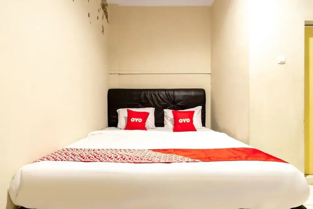 OYO 2076 Oxy Art Boarding House